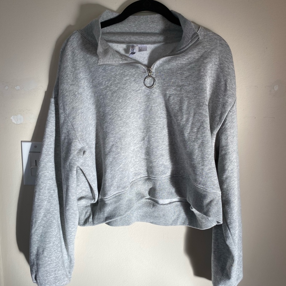 H&M Grey Cropped Quarter Zip